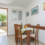Lovric Appartement *