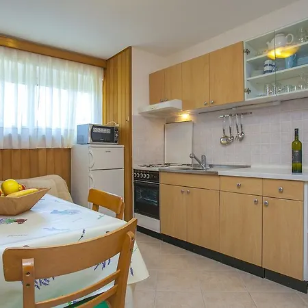 Apartment Lovric