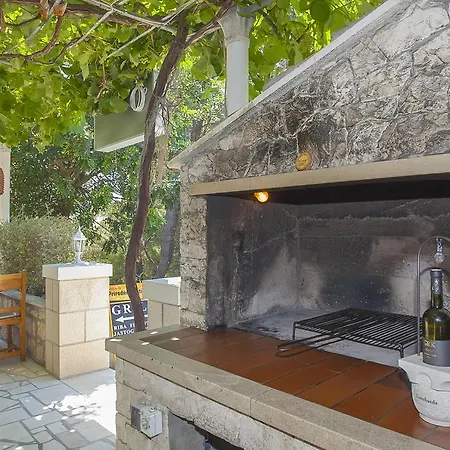 Lovric Διαμέρισμα Λομπάρδα