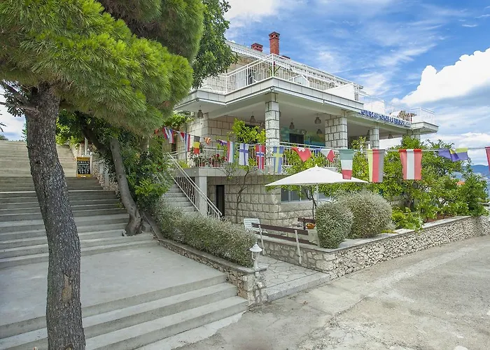 Lovric Διαμέρισμα *